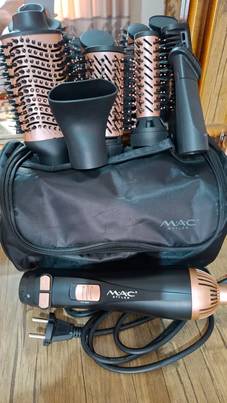 Original MAC Styler 5 nasadkali fen sotiladi. Original MAC Styler 5 nasadkali fen sotiladi.