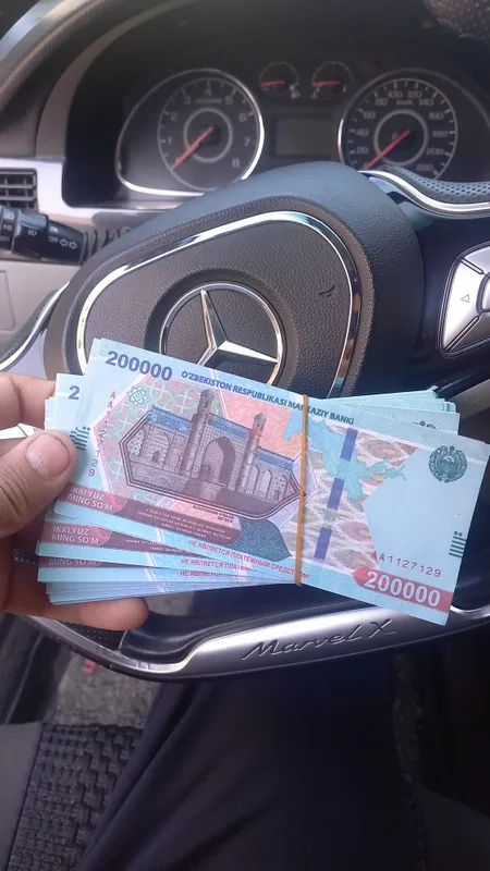 Продам сувенирные купюры