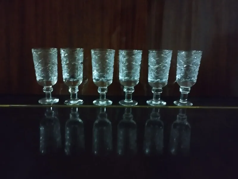 Продаются новые хрустальные рюмки 1