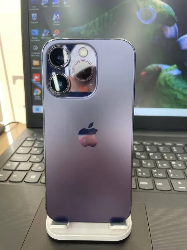 iPhone 14 Pro iPhone 14 Pro