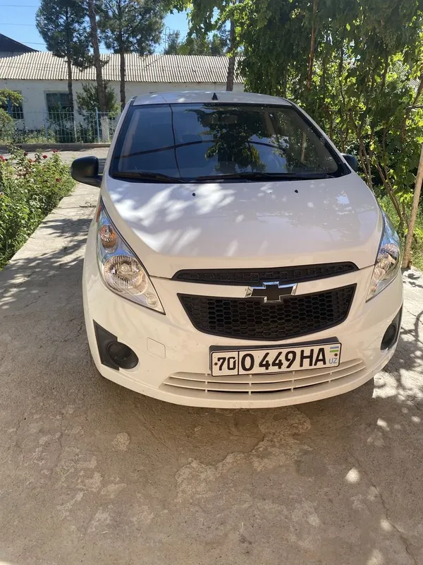 Chevrolet Spark sotiladi