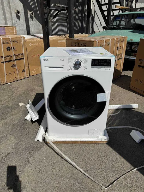 Стиральная машина LG 11 кг TW4V7EB1W AI DD TurboWash ThinQ ezDispense — фото 2