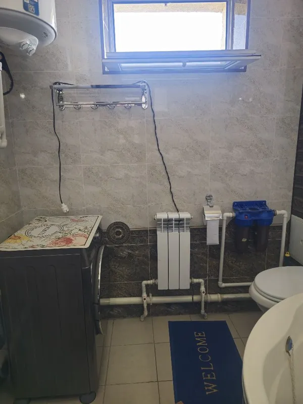 Kvartira 3 xonali 1 Kvartira 3 xonali 1