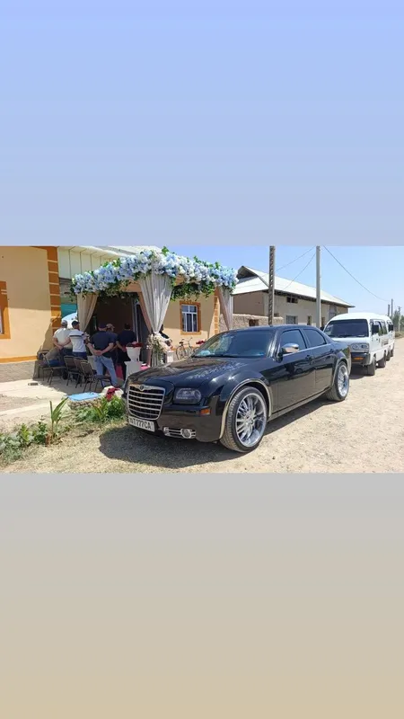 CHRYSLER 300 c 2.7 4