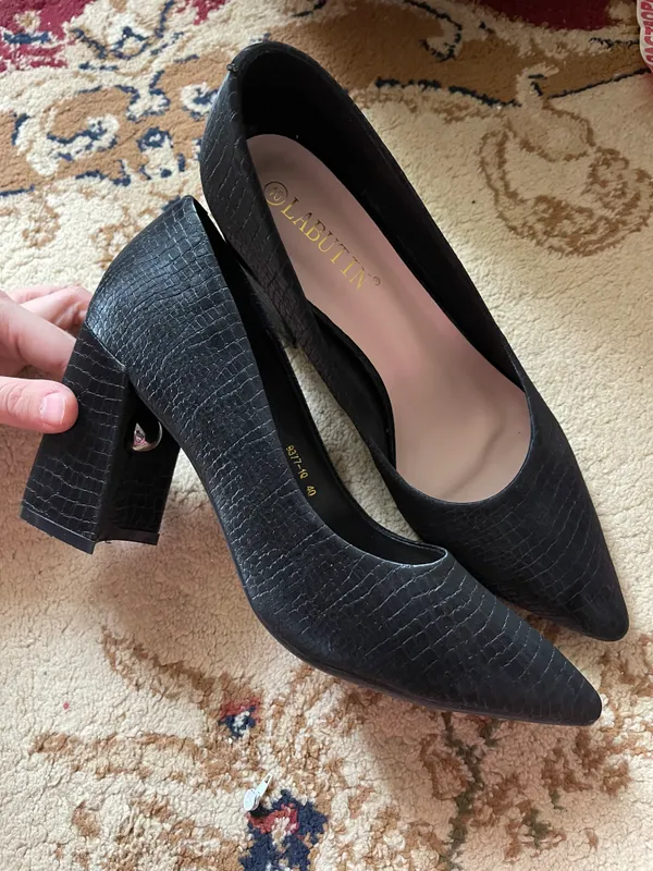 Tufli 40 razmer
