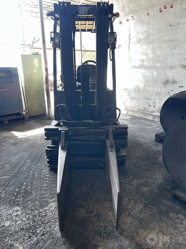Продаётся вилочный погрузчик (кара) DOOSAN 4 Продаётся вилочный погрузчик (кара) DOOSAN 4