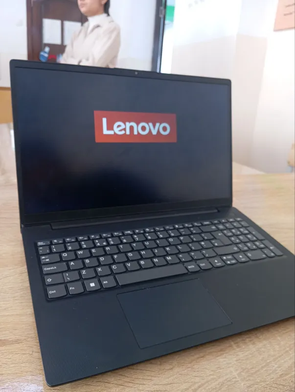 Lenovo V15G4