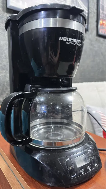 кофемашина Redmond RCM‑M1507 coffee maker — фото 1
