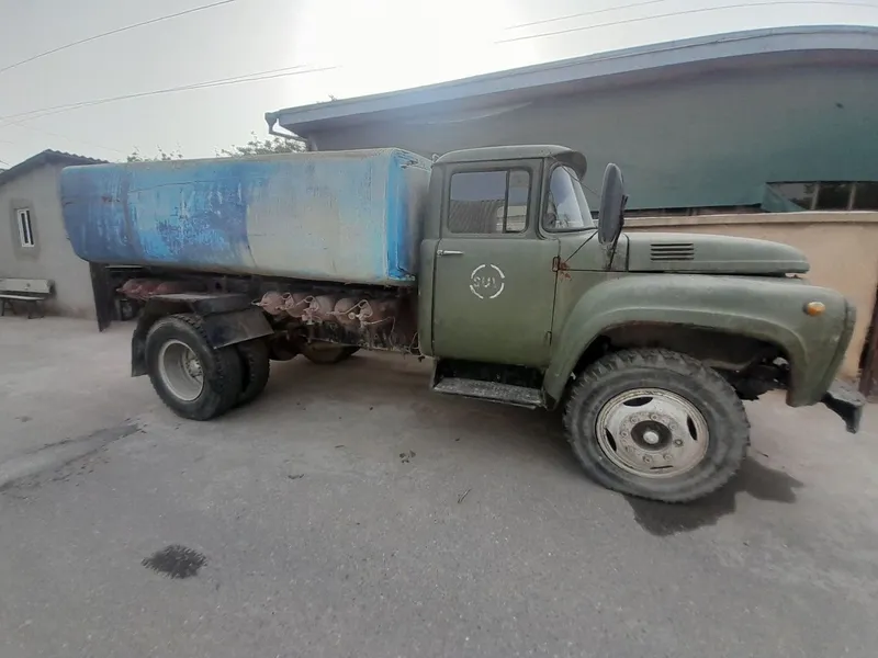 Zil Vodavoz. 1975 yil. 3 Zil Vodavoz. 1975 yil. 3
