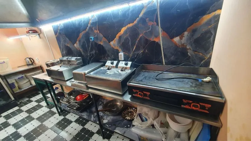Fast food va KFC biznesi uchun barcha buyum va apparatlar sotiladi — фото 1