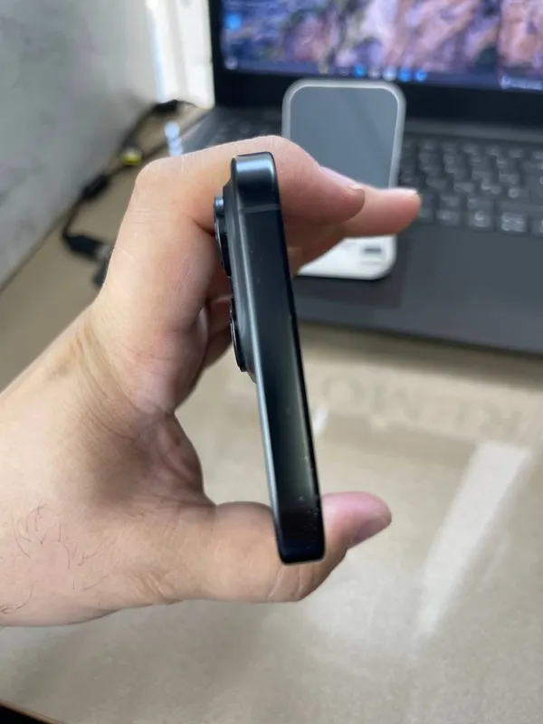 iPhone 16 Pro Max 6 iPhone 16 Pro Max 6