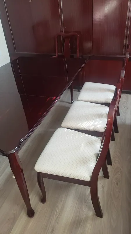 Итальянский стол и стулья, состояние отличное 2