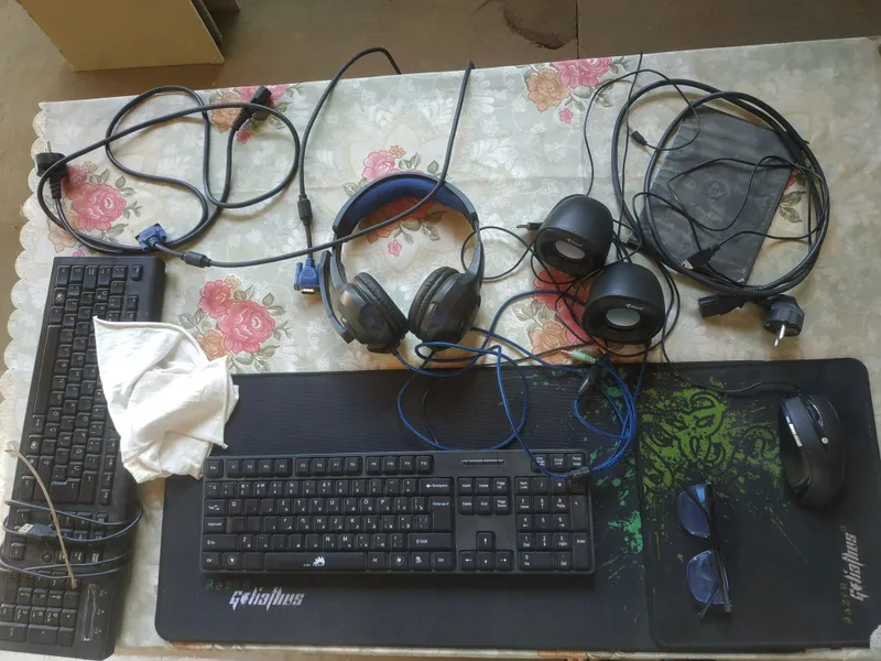 Video karta 1GB Gt 220 Mishka x7 serie klawyetura naushnik