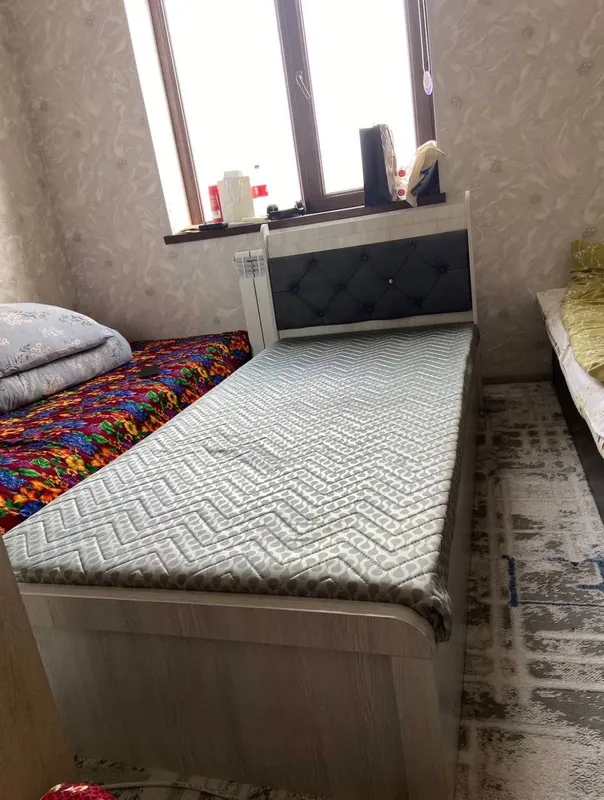 Krovat, divan