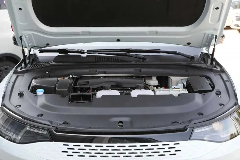 Leapmotor c01 comfort hybrid 216 naqd va halol nasiya — фото 2