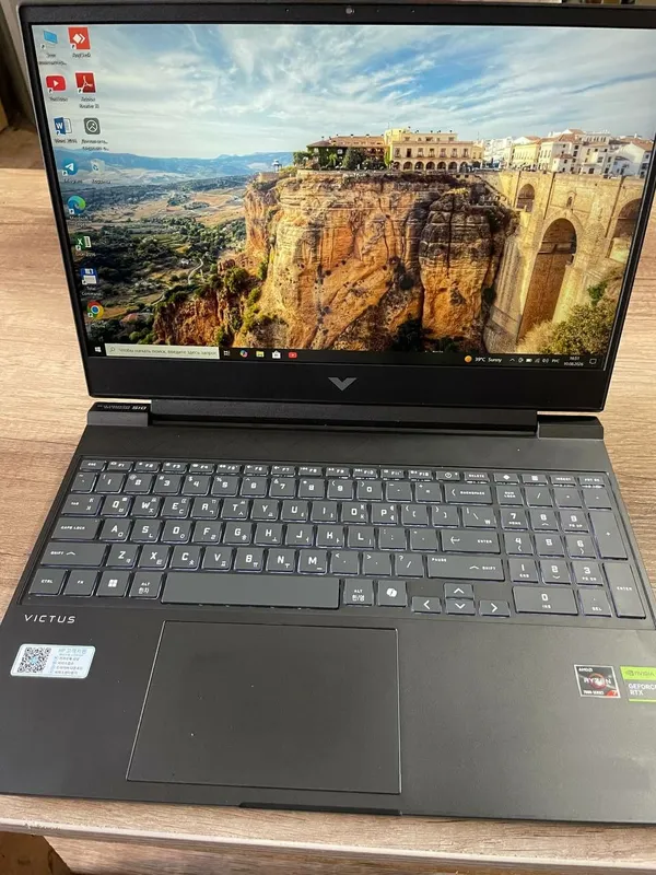 HP Victus | Ryzen 7 7445HS | RTX 3050 6GB | RAM 16GB | SSD | 15.6" 2 HP Victus | Ryzen 7 7445HS | RTX 3050 6GB | RAM 16GB | SSD | 15.6" 2