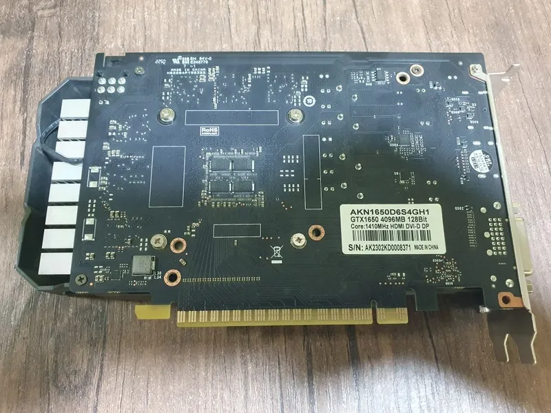 GTX 1660ti 6gb va GTX 1650 4GB 4