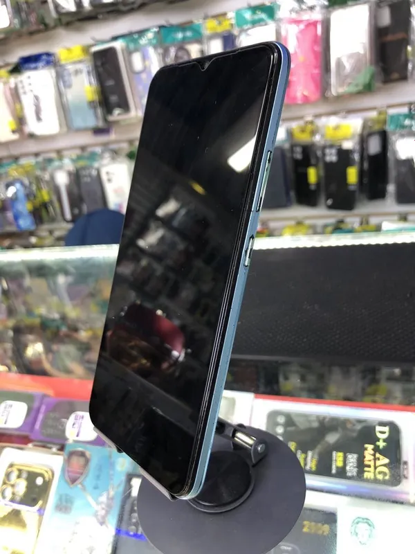 Realme c11 3/32GB 3 Realme c11 3/32GB 3
