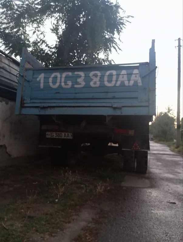 Gaz 53 sotiladi srochna 3 Gaz 53 sotiladi srochna 3