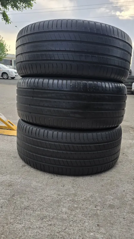 255/45/R20 Michelin latitude sport 1