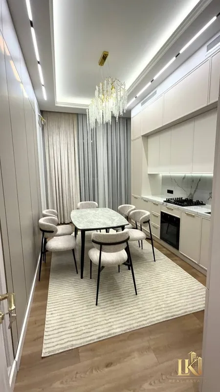 3-комнатная квартира 84 м², 1/8, ЖК Oq Saroy (Мирзо-Улугбекский) — фото 2 3-комнатная квартира 84 м², 1/8, ЖК Oq Saroy (Мирзо-Улугбекский) — фото 2