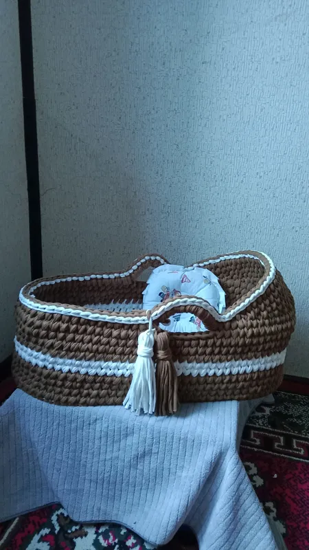 Chaqaloqlar uchun lyulka to‘qilgan