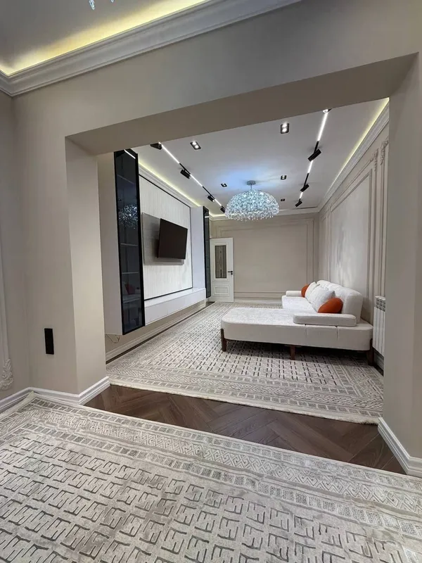 Сдаётся квартира в Центре — фото 1