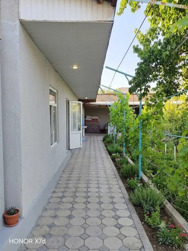 Hovli sotiladi, hamma sharoitlari bor tayyor 5 Hovli sotiladi, hamma sharoitlari bor tayyor 5