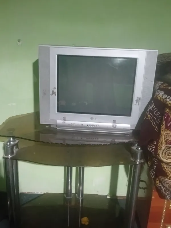 televizor LG pastavkasi bilan