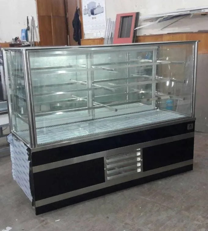Vitrina holadelnik Vitrina holadelnik