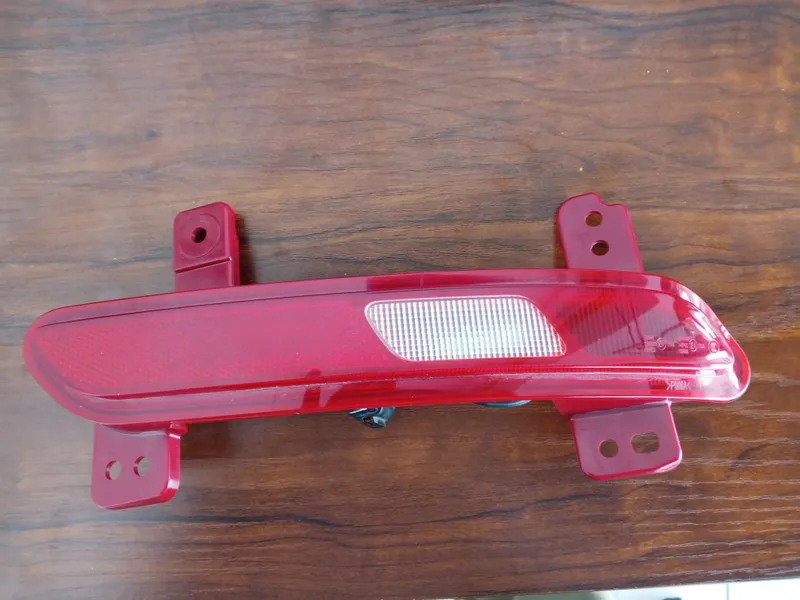 Orqa o'ng otrajatel Leapmotor C10 C16 1 Orqa o'ng otrajatel Leapmotor C10 C16 1