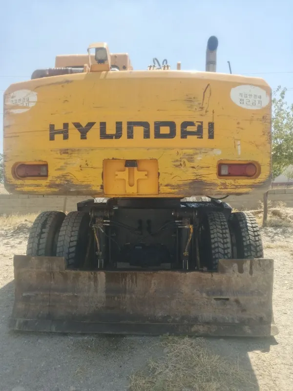 Hyundai ekskavator sotiladi HYUNDAI SOTILADI SIROCHNI 2007 YILI 5