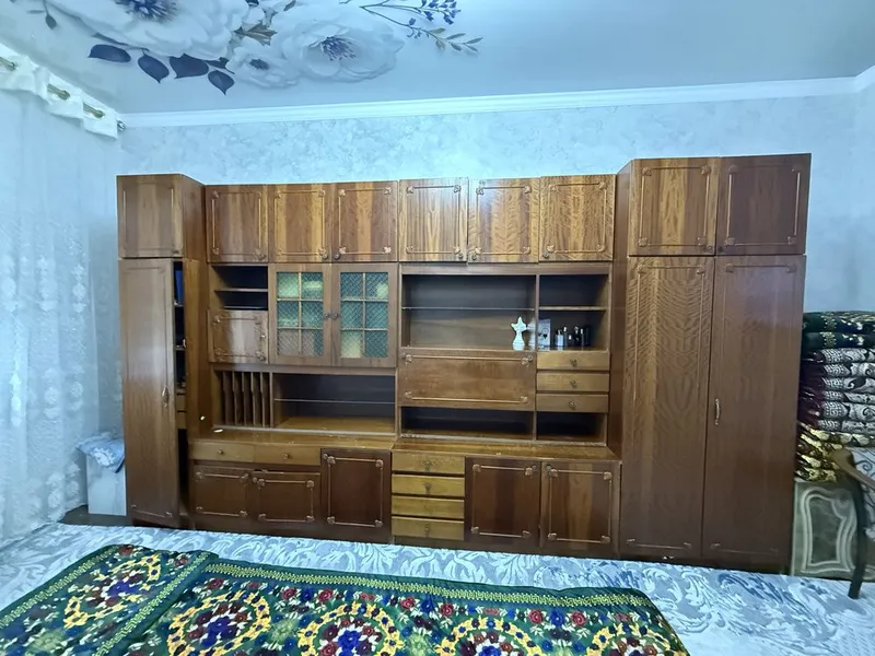 Stenka, mebel, gornitura sotiladi, yaxshi holatda 4 Stenka, mebel, gornitura sotiladi, yaxshi holatda 4