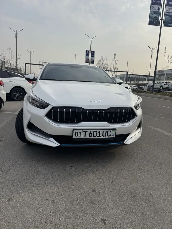 Kia k3 ev2021 года электро — фото 2