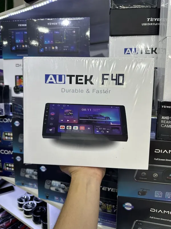 Monitor лучше чем Teyes AUTEK 464 simkarta