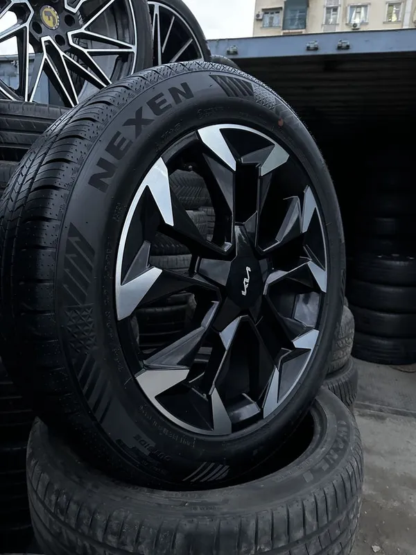 Kia sarento diska balon 2025-yil 3 Kia sarento diska balon 2025-yil 3