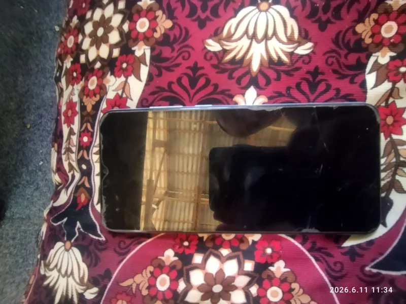 Samsung 64 GB karobka Va imie bor narxi 400 Samsung 64 GB karobka Va imie bor narxi 400