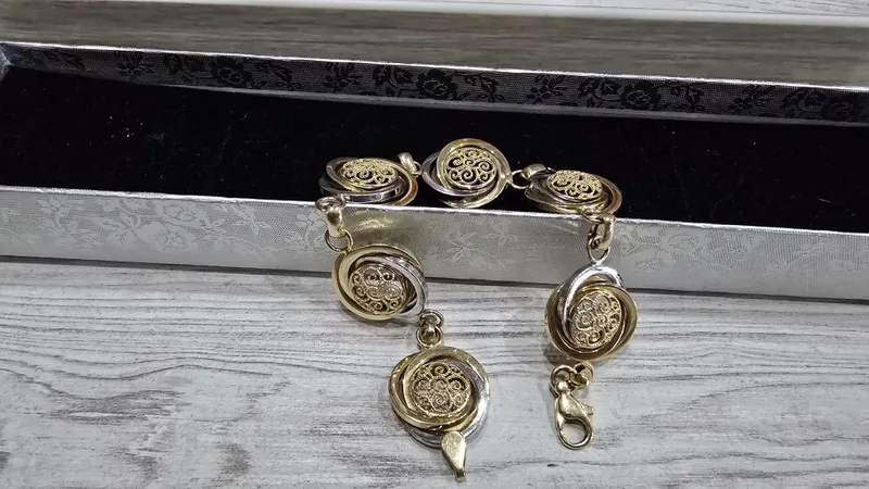 Продам женский браслет. 2 Продам женский браслет. 2