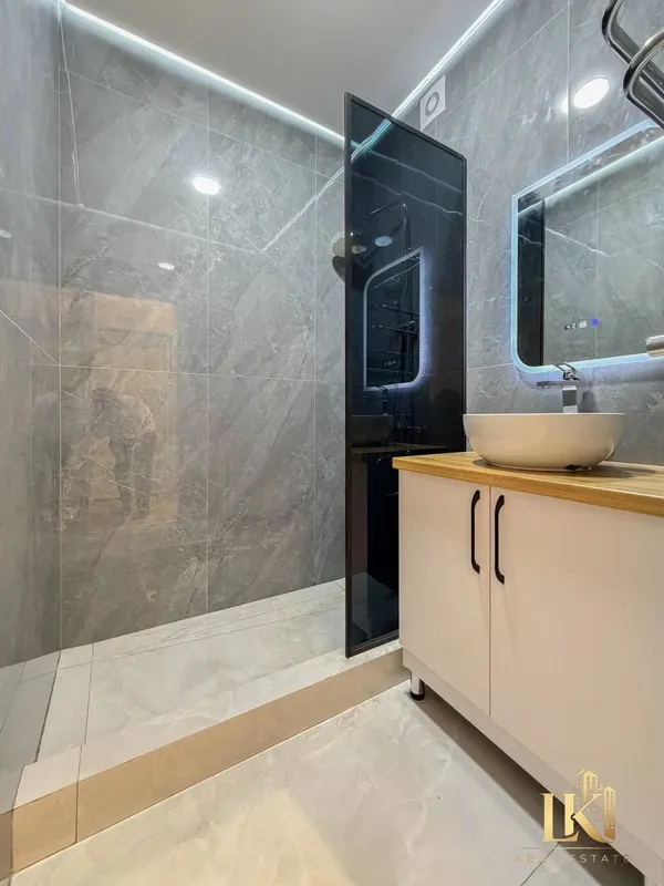 Продаётся 2-комнатная квартира, 50 м², евроремонт, Мирзо-Улугбекский район 9