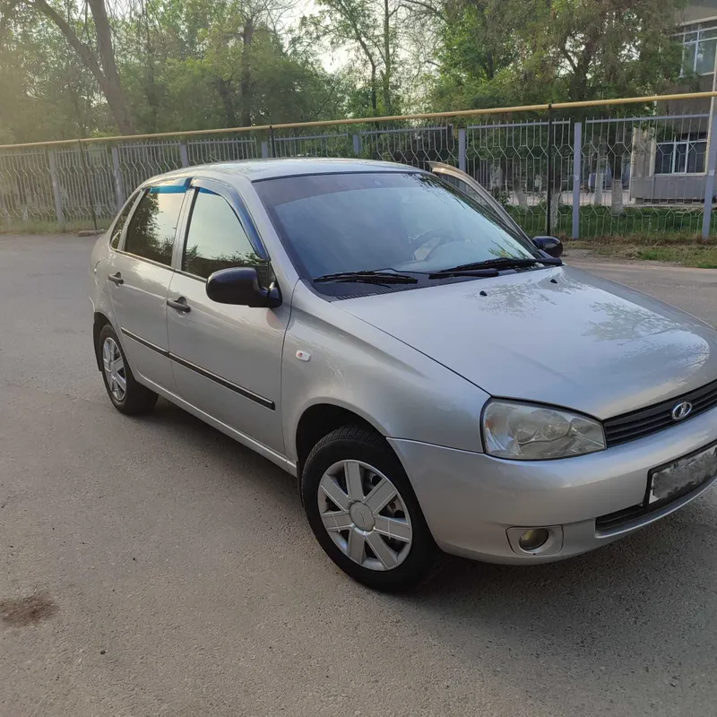 Продаю Lada Kalina седан — фото 2