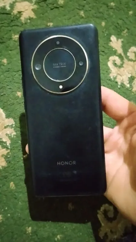 Honor x9b faqat obmen 3 Honor x9b faqat obmen 3