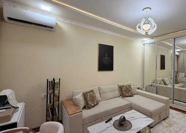 33 m² 1 xonali kvartira sotiladi · ID 6896 3 33 m² 1 xonali kvartira sotiladi · ID 6896 3