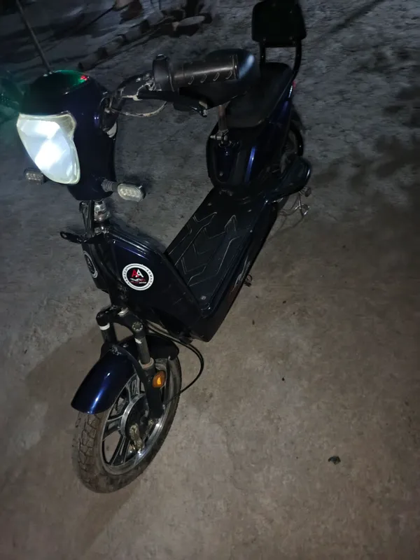 Elektroskuter shoshilinch sotiladi 1