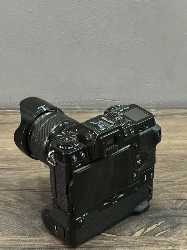 Продается Fujifilm Xh-1 Объектив 18-55 f2.8-4 — фото 2