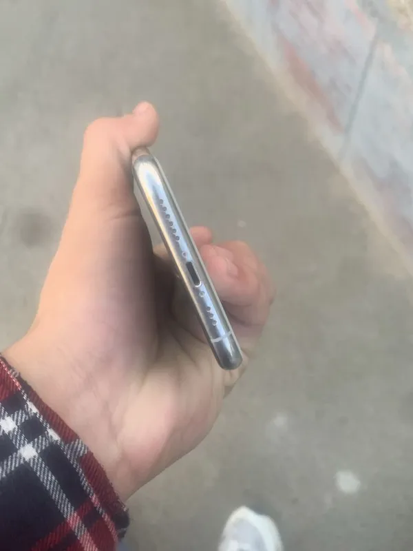 iphone 11 pro sotiladi 64GB — фото 3