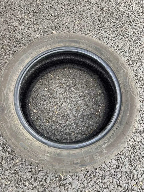 Bars balon onixdan yechilgan