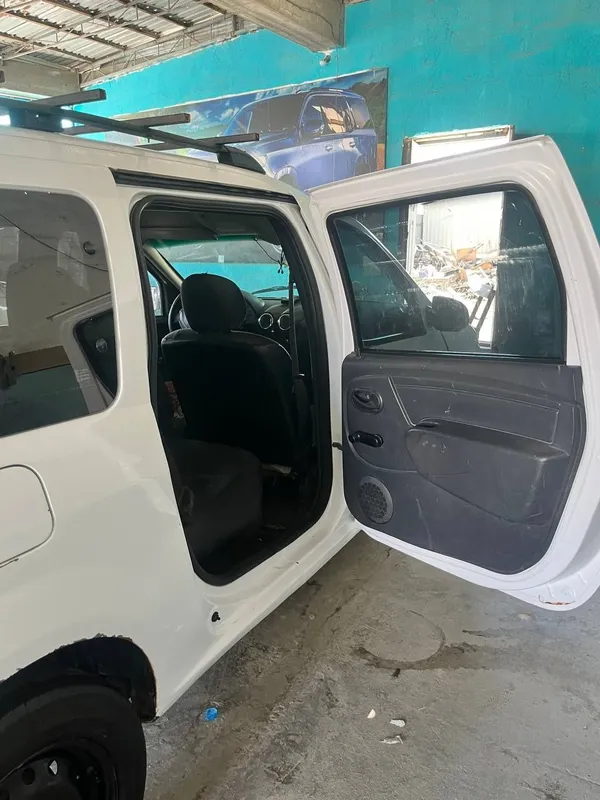 Lada largus reno matur 2 Lada largus reno matur 2
