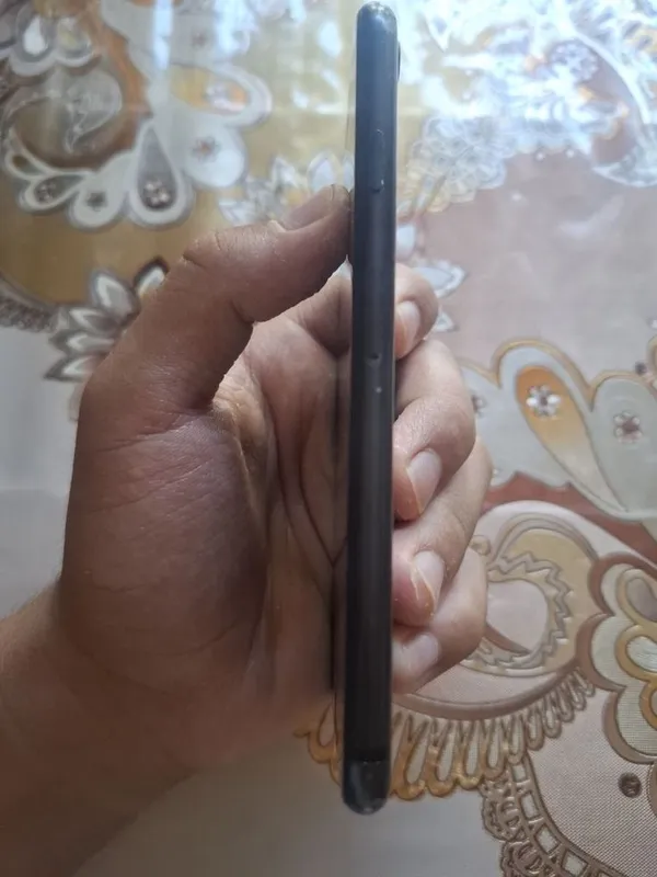 Iphone 2020 (2nd gen) 128gb srochna — фото 3
