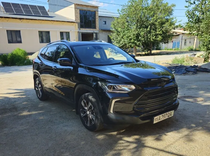 Tracker 2 (Premier Plus) sotiladi 3 Tracker 2 (Premier Plus) sotiladi 3