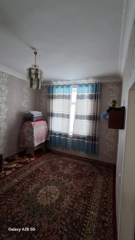 Uy sotiladi 1 etaj reshotkaliy